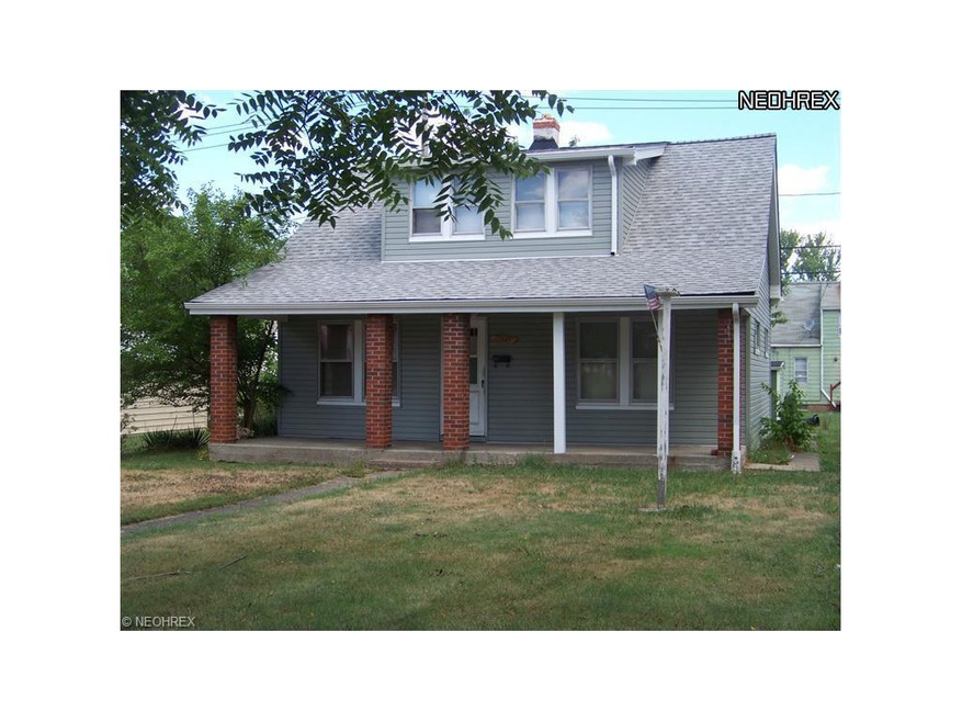 Cute bungalow with Southern style full front porch