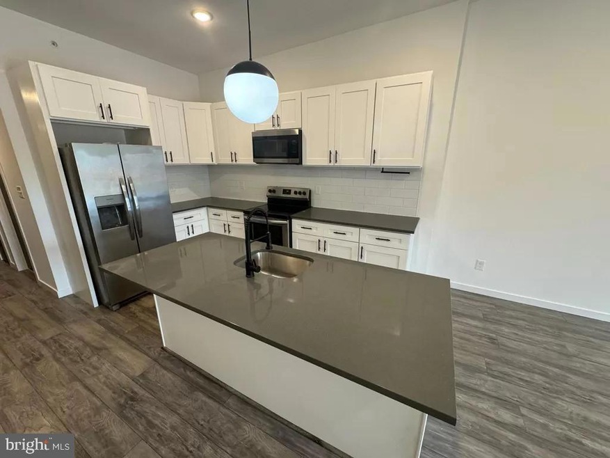 15 N Farson St unit 4, Philadelphia, PA 19139 - photo 1