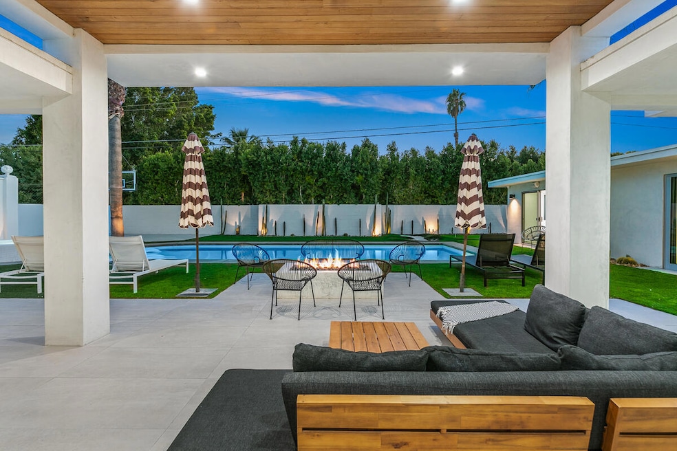 04 PATIO MLS