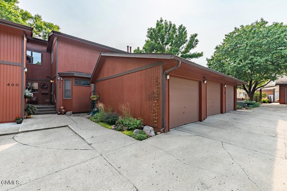 402 N 1st St MLS-2