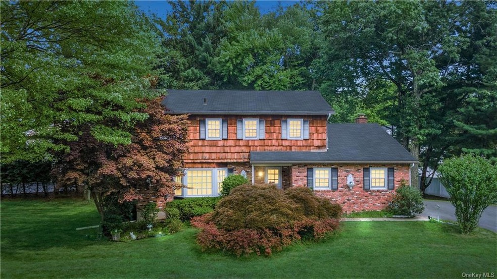 4 Sundbury Dr, New City, NY 10956 - photo 1