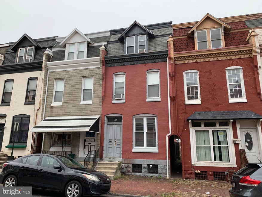 836 N 11th St, Reading, PA 19604 - photo 1