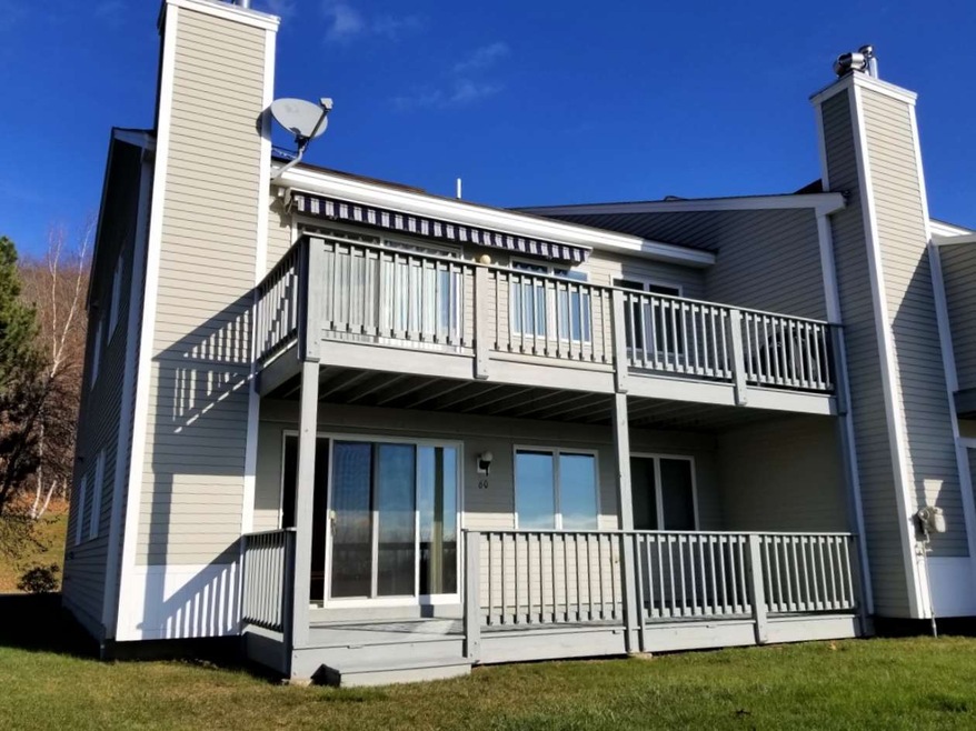 Attractive condo at Eagle Ridge opened up just in 