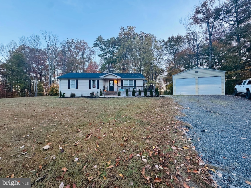 3150 Sareth Ln, Locust Grove, VA 22508 - photo 1