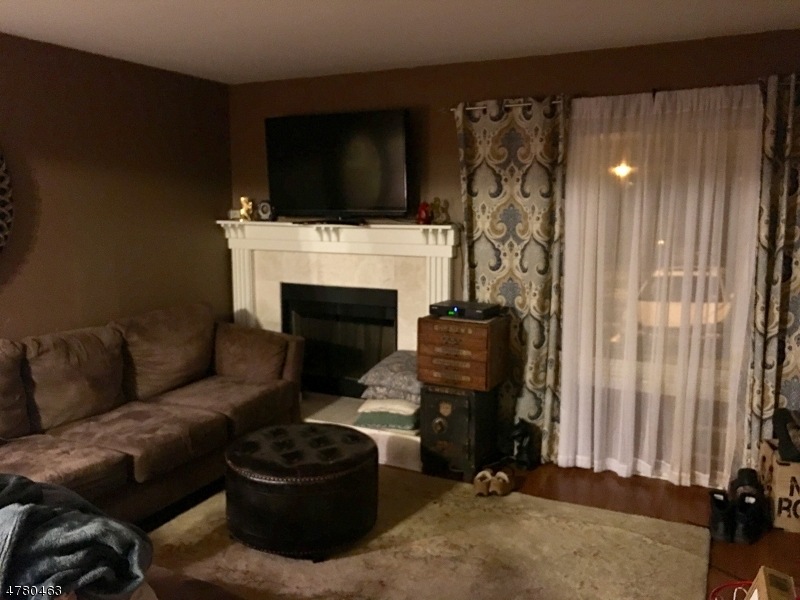 314 Stonegate Ln unit 314, Stanhope, NJ 07874 - photo 1