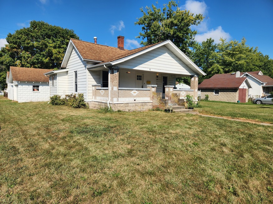 242 Hege Ave, Columbus, IN 47201 - photo 1