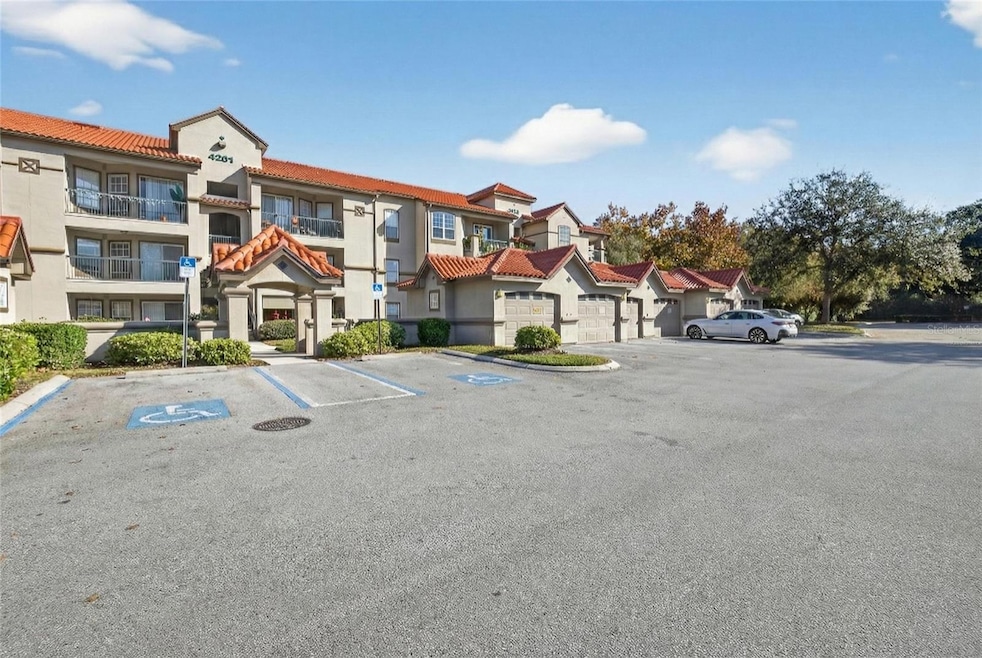 4201 Woodstorks Walk Way unit 3109, Lutz, FL 33558 - photo 1