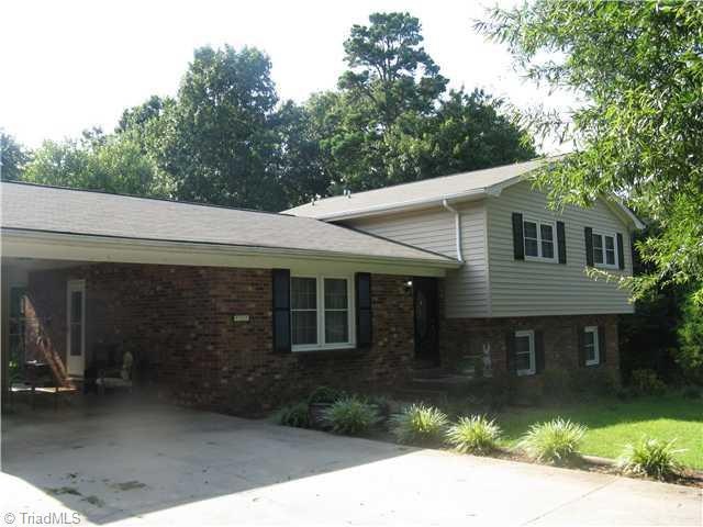 434 Westbury Dr, Asheboro, NC 27205 - photo 1