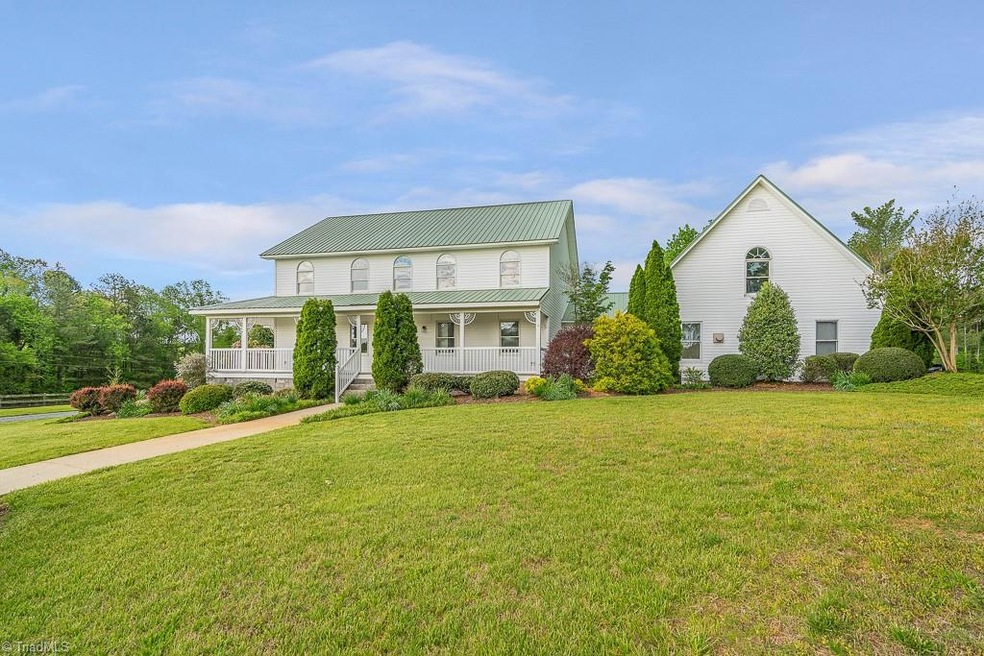 4083 Waynick Meadow Rd, Asheboro, NC 27205 - photo 1
