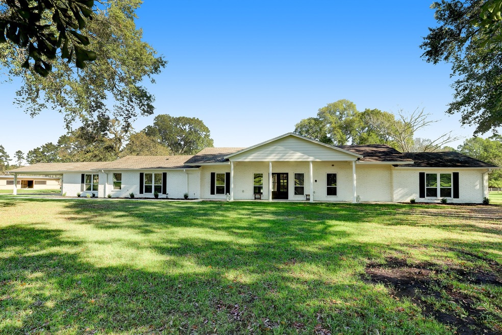 509 Abney Ln, Magnolia, TX 77355 - photo 1