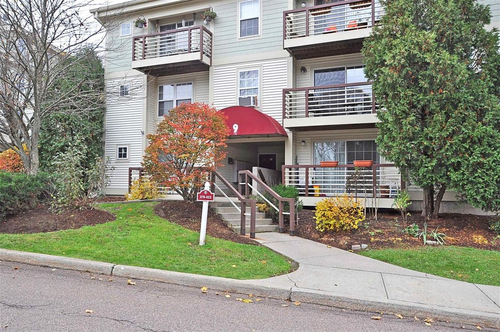 416 Hildred Dr unit 416, Burlington, VT 05401 - photo 1