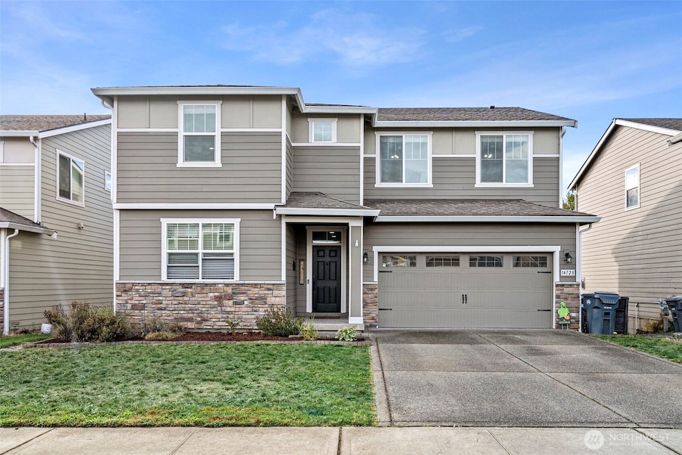 Pending $575,000 • Co-Listing Agent