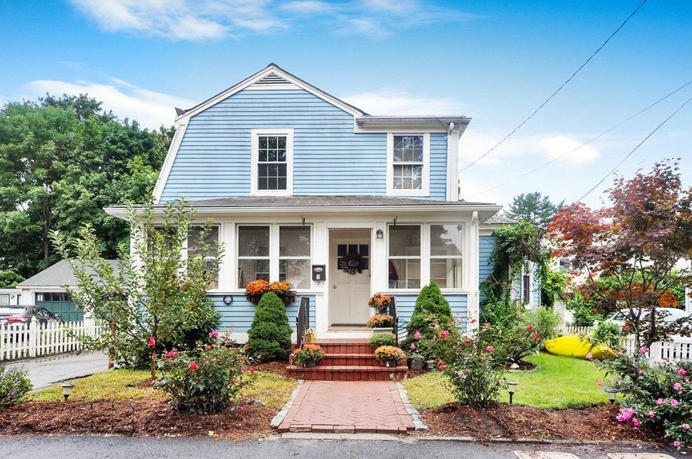 11 Elsinore St, Concord, MA 01742 - photo 1