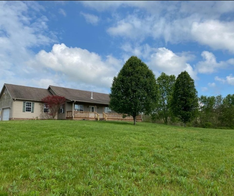 350 Grapevine Rd, Harrodsburg, KY 40330 - photo 1