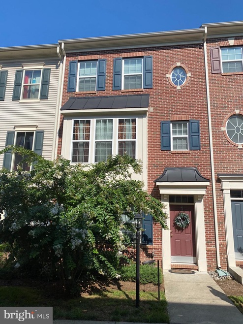 4528 Potomac Highlands Cir, Triangle, VA 22172 - photo 1