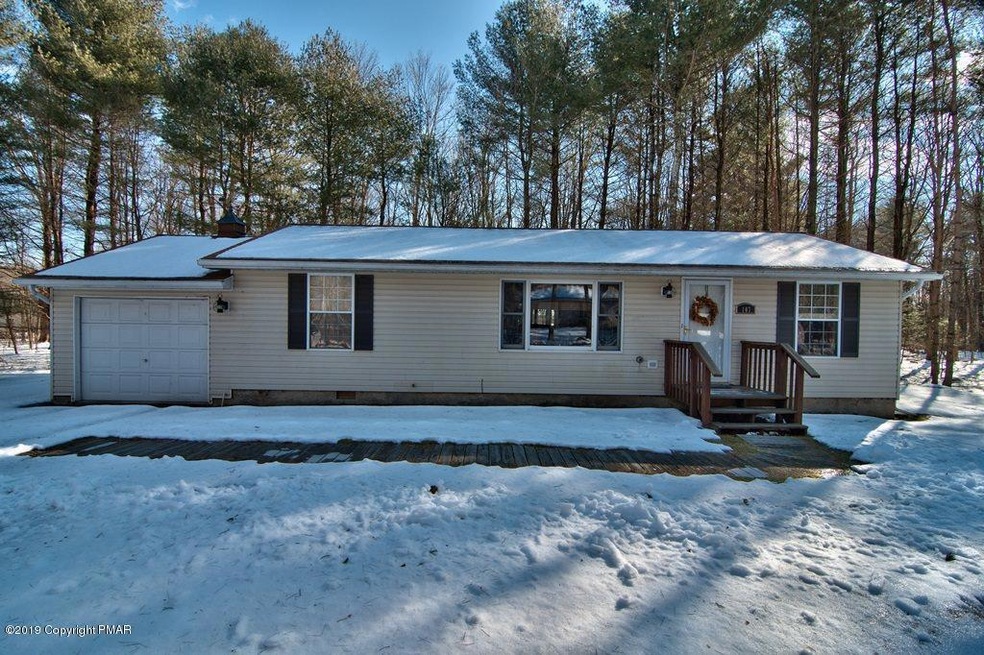 107 Ruth Dr, Cresco, PA 18326 - photo 1