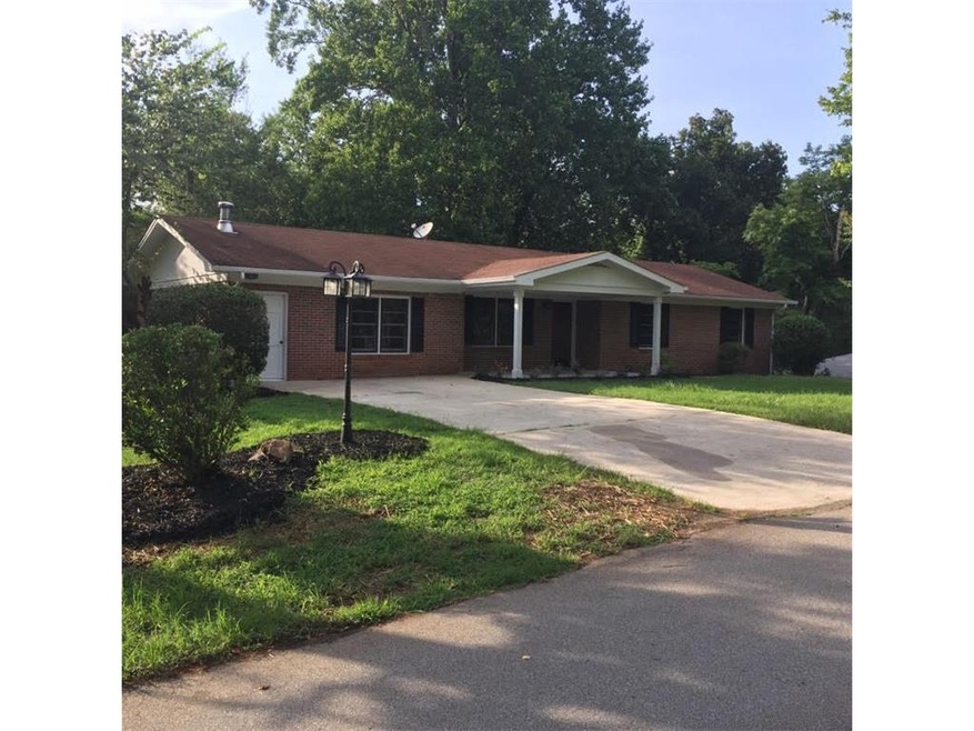 2340 Stephens Cir, Gainesville, GA 30506 - photo 1