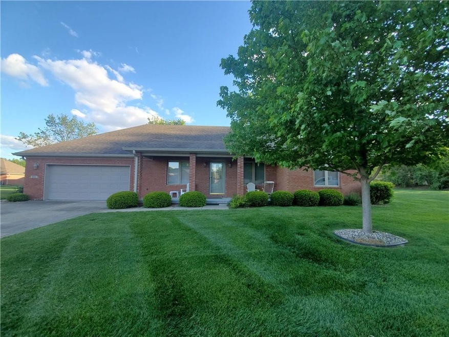 5111 Montpelier Ct, Columbus, IN 47203 - photo 1