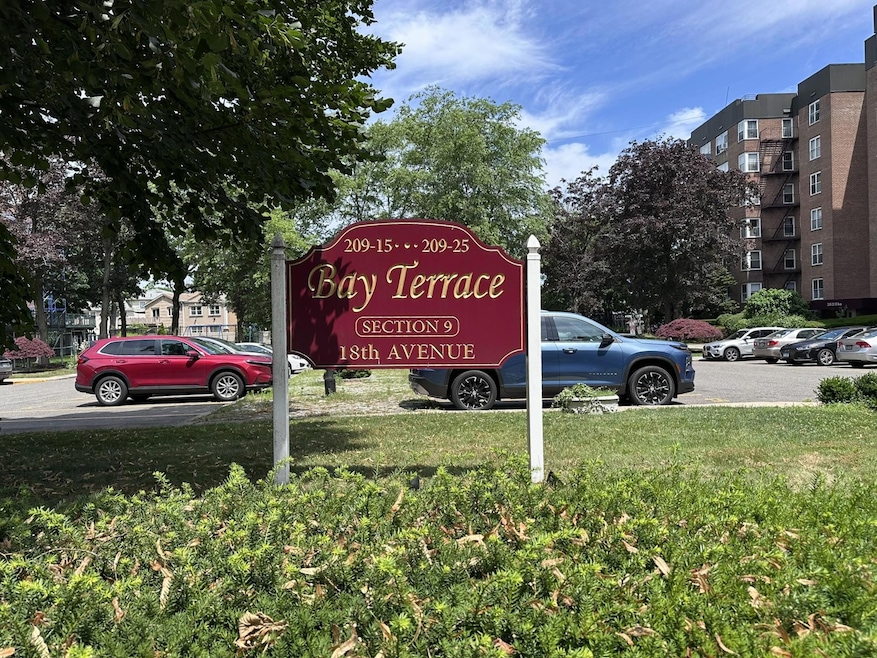 Bay Ter Co-Op unit 1C, Bayside, NY 11360 - photo 1