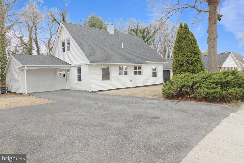 36 Buttonbush Ln, Willingboro, NJ 08046 - photo 1