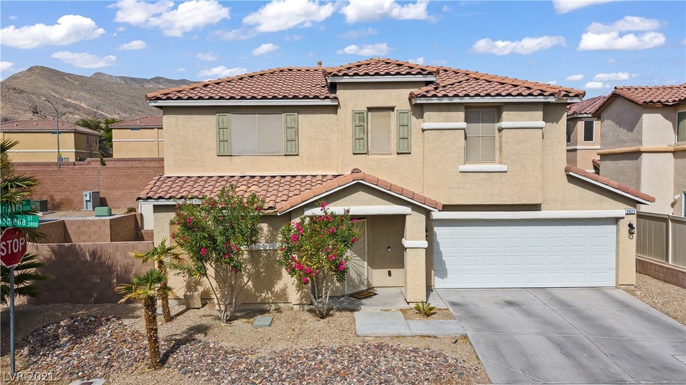 2 car garage with extended drive for additional pa