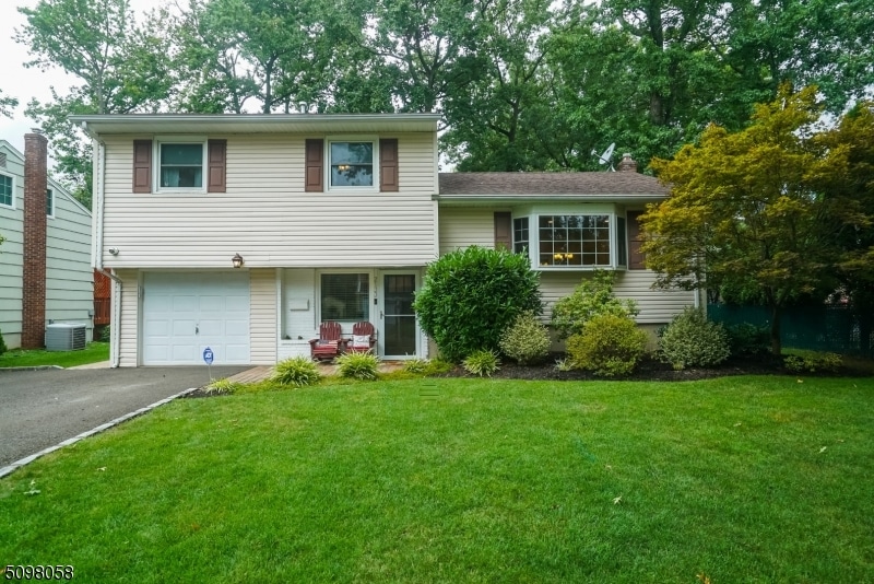 2133 Cheyenne Way, Scotch Plains, NJ 07076 - photo 1