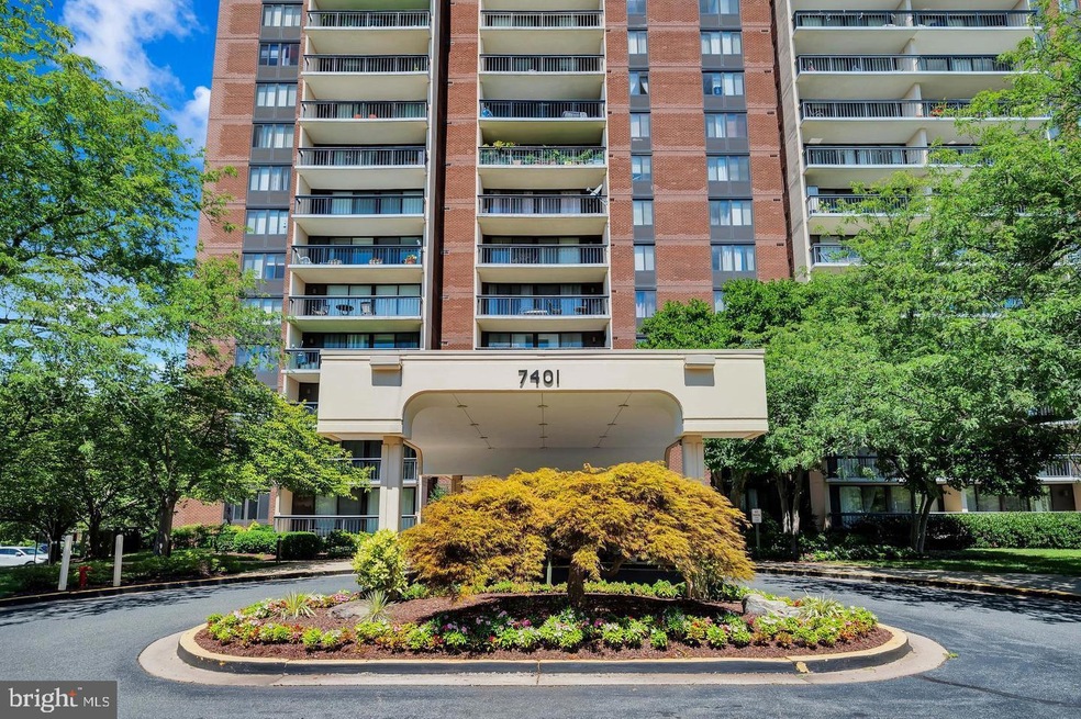 Chelsea Towers unit 803, Bethesda, MD 20817 - photo 1