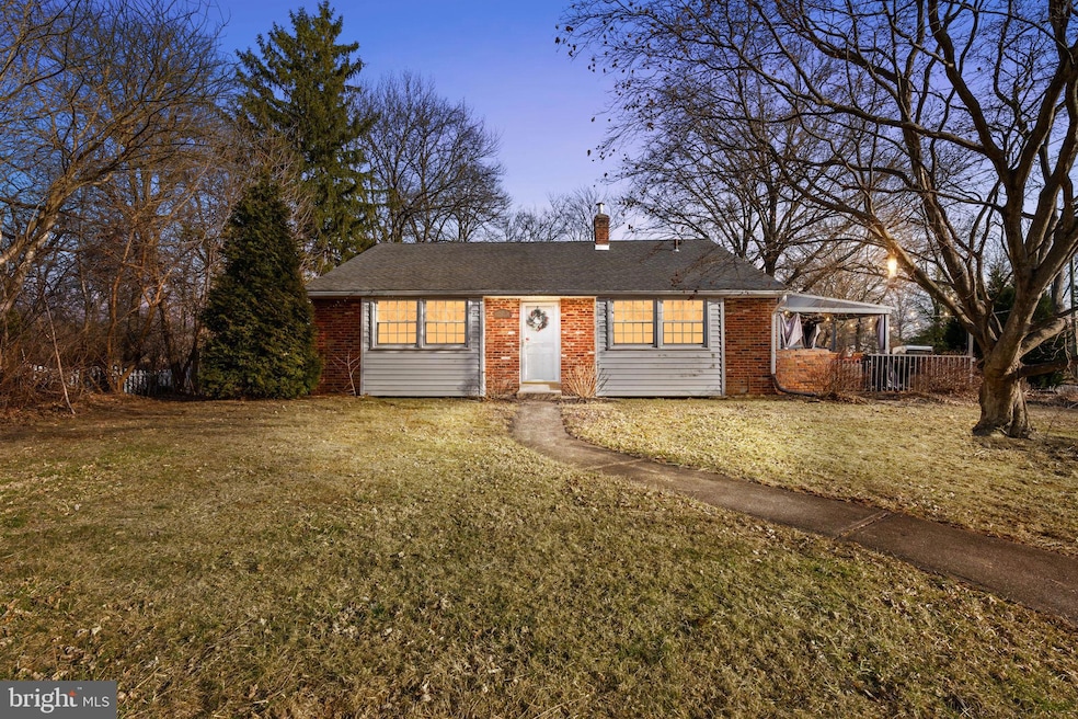 1120 Thrush Ln, Norristown, PA 19403 - photo 1