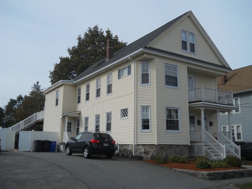 10-12 Pinedale Ave, Methuen, MA 01844 - photo 1