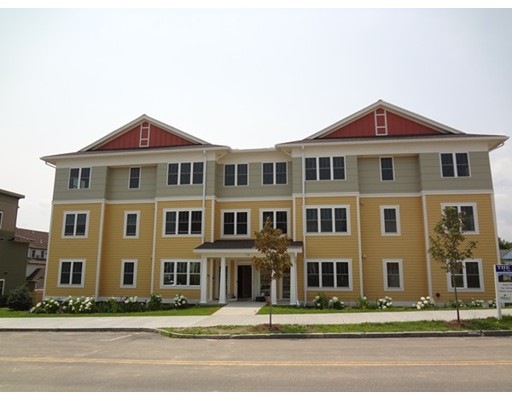 74 Village Hill Rd unit W1S, Northampton, MA 01060 - photo 1