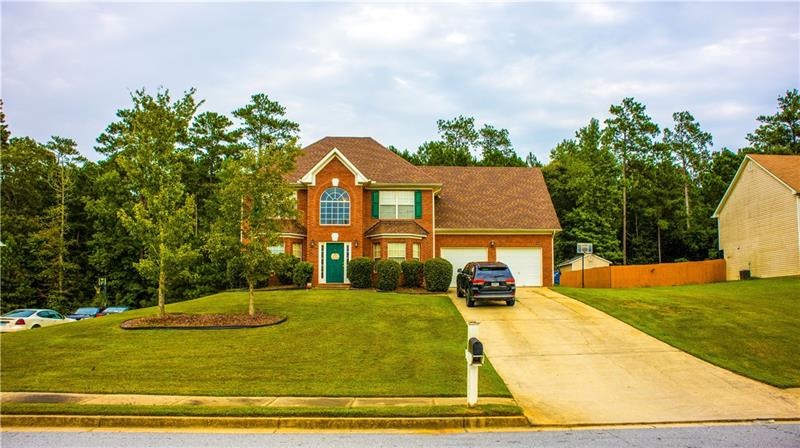 9434 Carnes Crossing Cir, Jonesboro, GA 30236 - photo 1