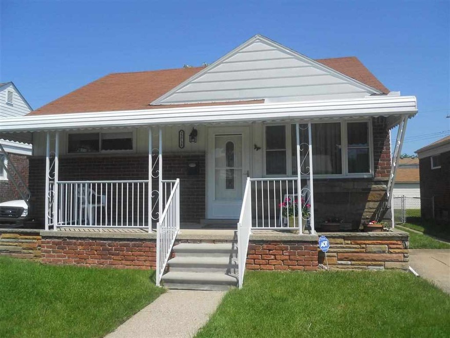 Lovely Covered Front Porch