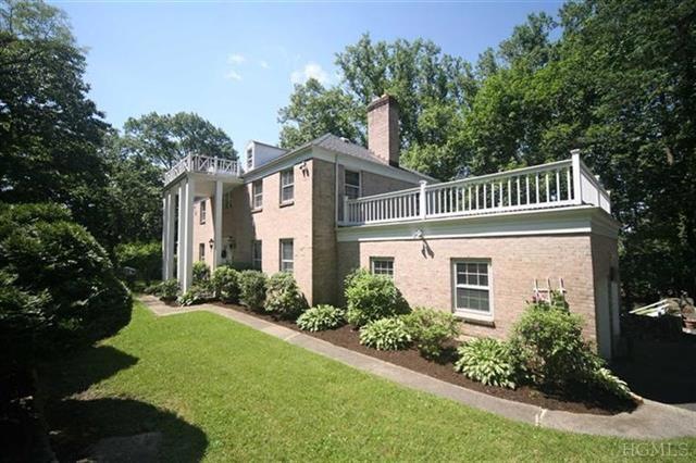 148 Webbs Hill Rd, Stamford, CT 06903 - photo 1