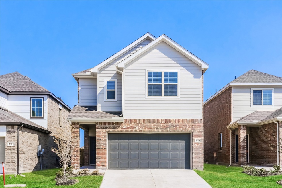 1205 Jonah Ln, Ennis, TX 75119 - photo 1