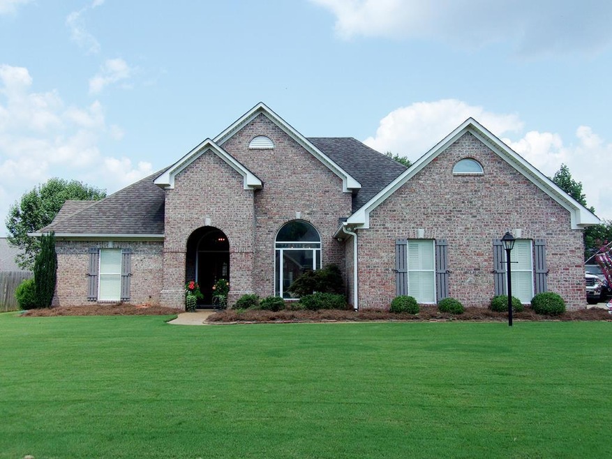 905 Bonnie Blue Dr, Oxford, MS 38655 - photo 1