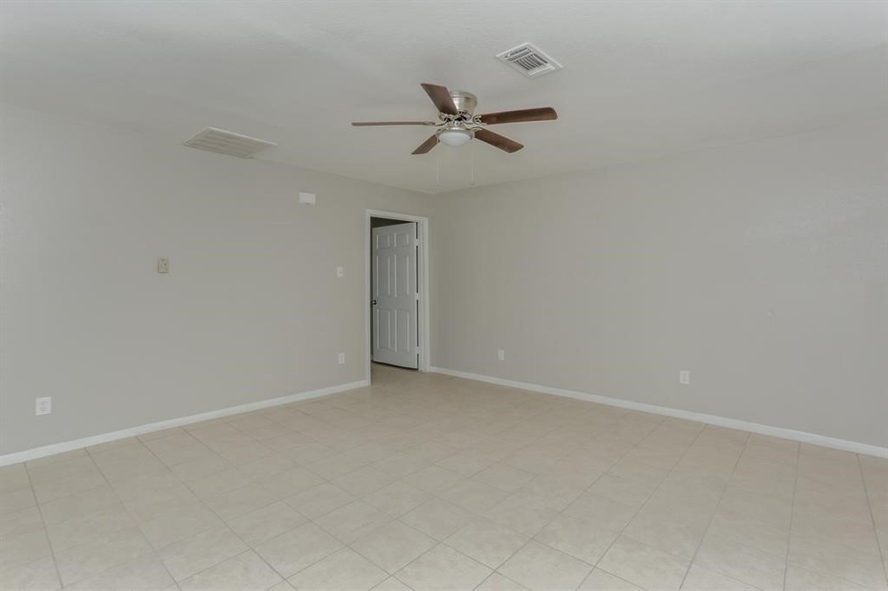 5130 Chapman St unit 5, Houston, TX 77009 - photo 1