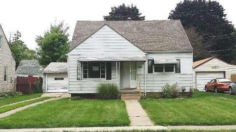 1510 Blueberry Ln, Flint, MI 48507 - photo 1