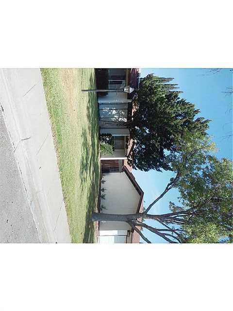 10615 Park View Cir, El Paso, TX 79935 - photo 1