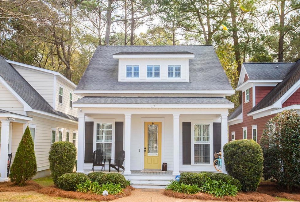 Pending $319,900