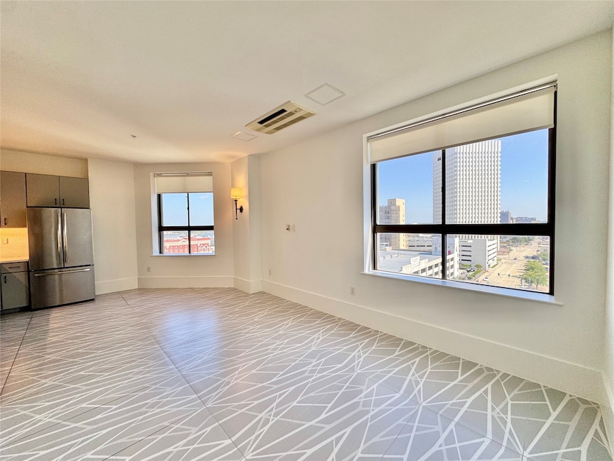 For Rent $1,650/month