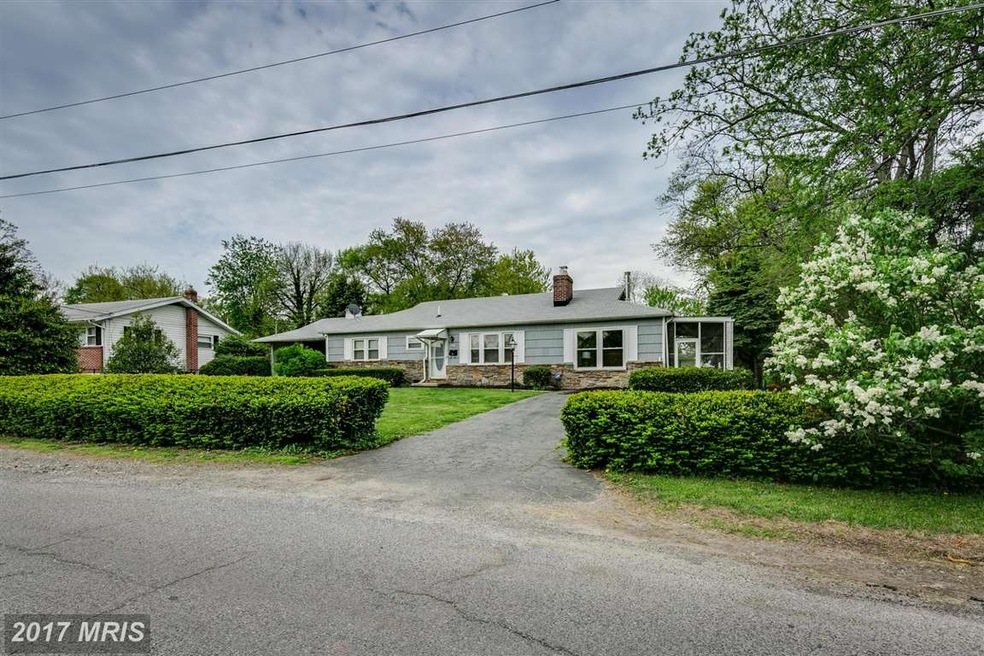 464 Kent Ave, Catonsville, MD 21228 - photo 1