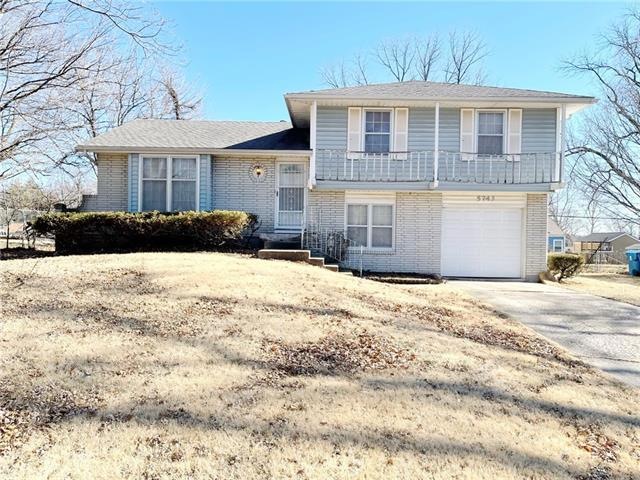 5743 Caenen St, Shawnee, KS 66216 - photo 1