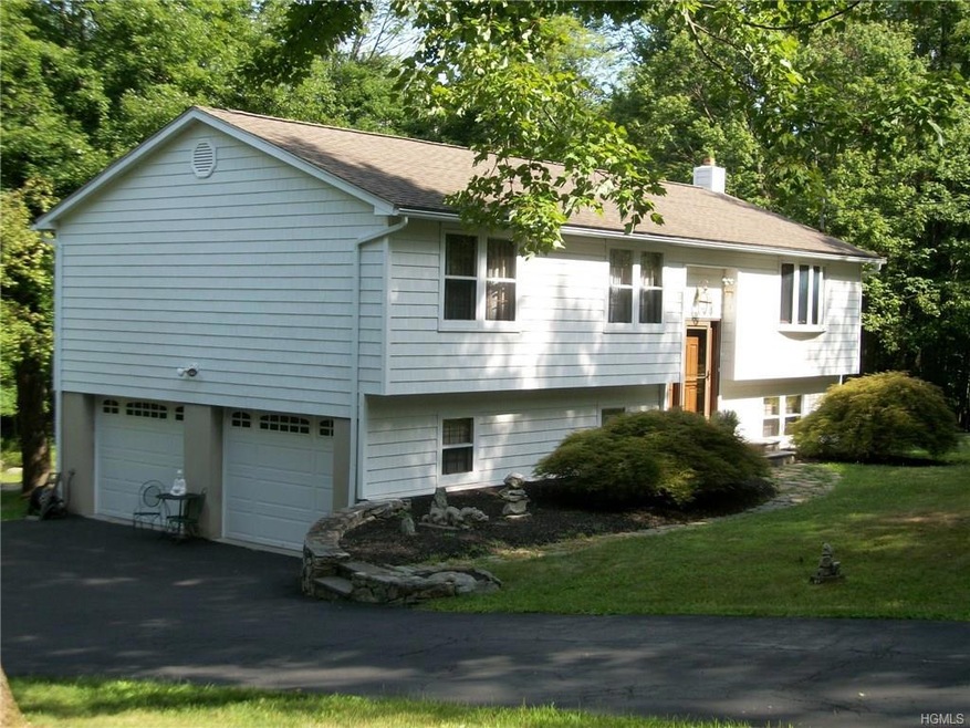 215 Horsepound Rd, Carmel, NY 10512 - photo 1