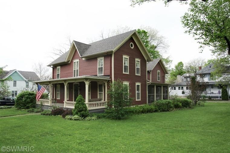 223 N Marshall Ave, Marshall, MI 49068 - photo 1