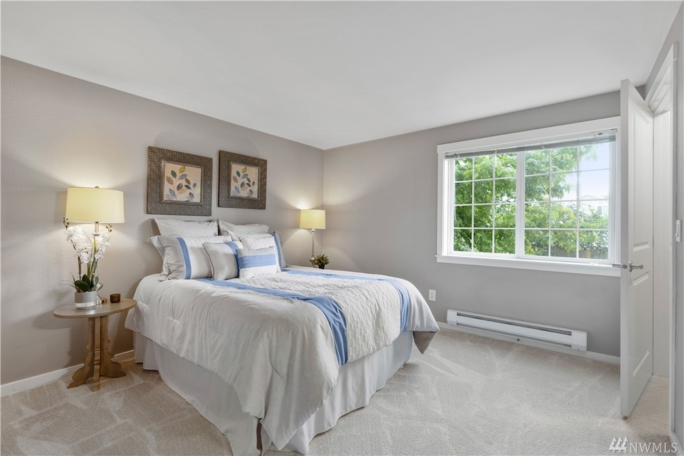 12404 E Gibson Rd unit M201, Everett, WA 98204 - photo 1