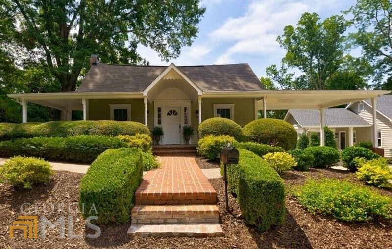 Authentic Charm in Historic Roswell.