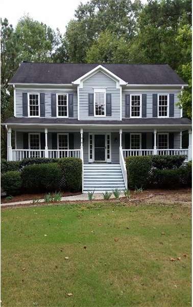 Fantastic front porch for relaxing. Exterior of ho