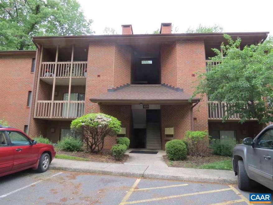 109 Turtle Creek Rd unit 8, Charlottesville, VA 22901 - photo 1