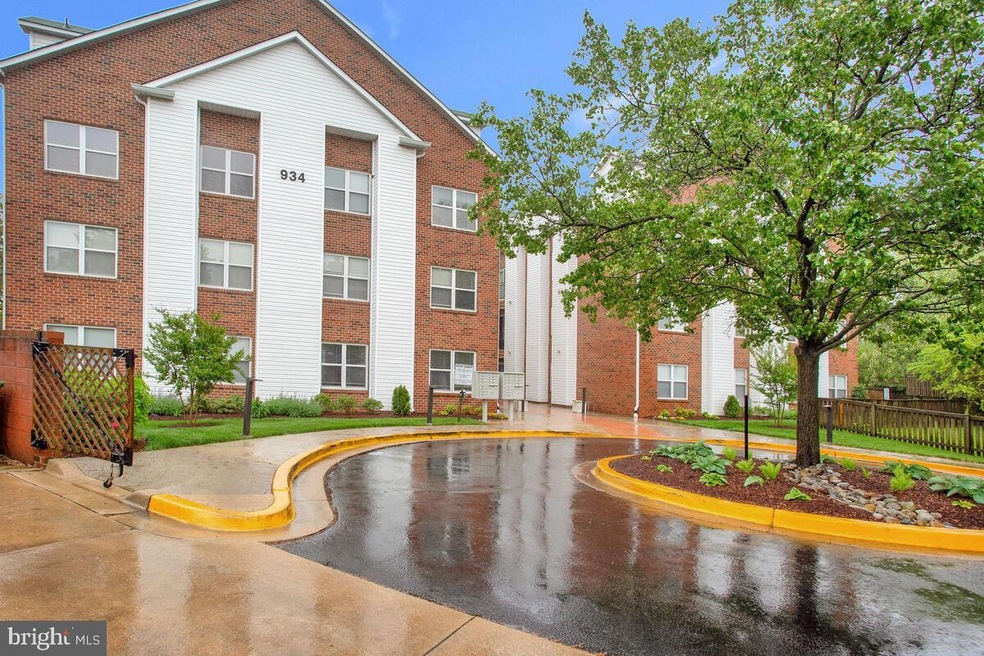 936 Bay Ridge Ave unit 101, Annapolis, MD 21403 - photo 1