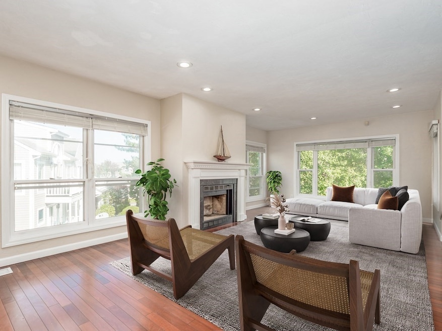 17 Whaler Ln, Quincy, MA 02171 - photo 1